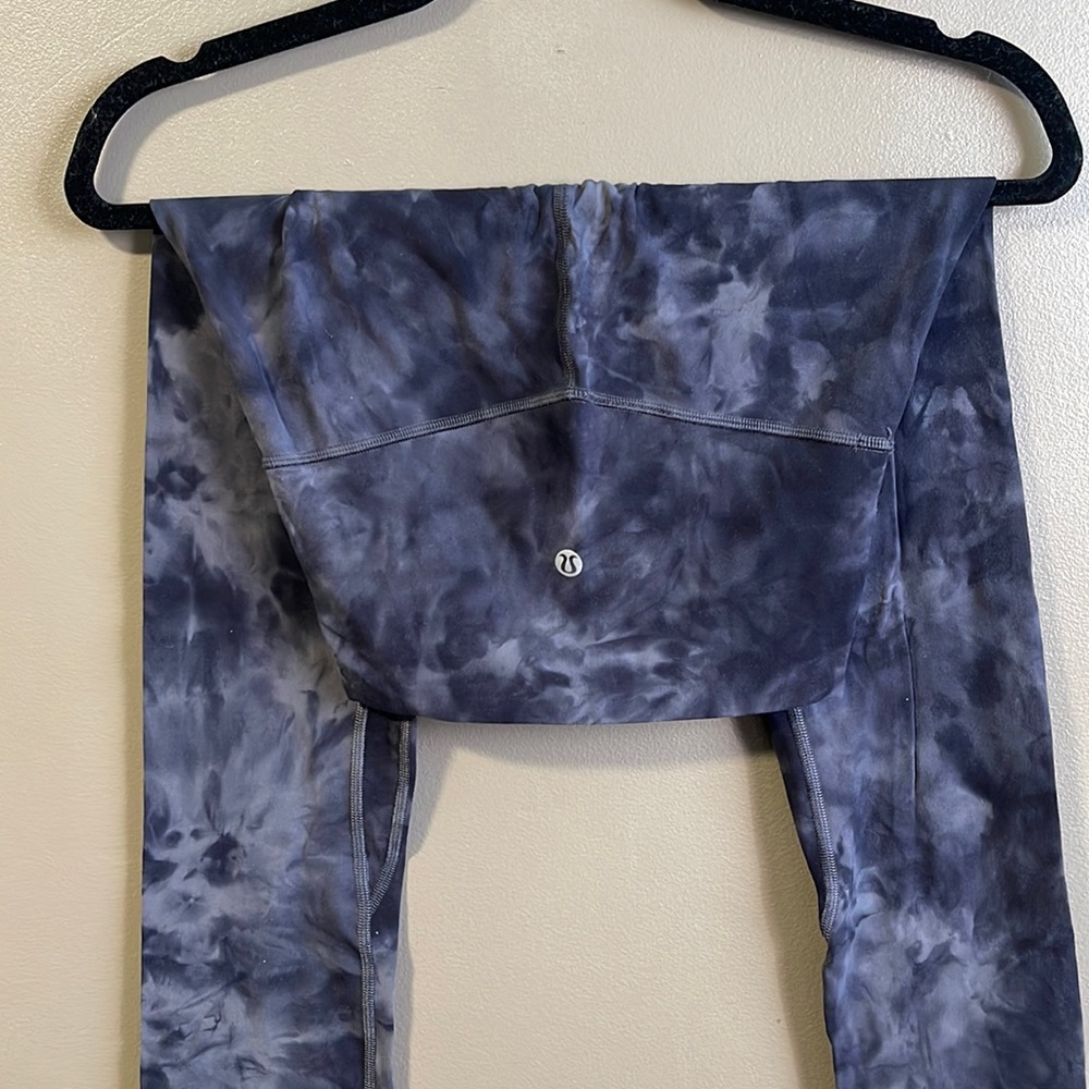 Diamond Dye Leggings